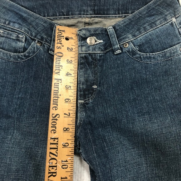 Chic Women's Dark Wash Denim Jeans Bootcut‎ Size 6 Average Everyday Casual - Picture 5 of 10